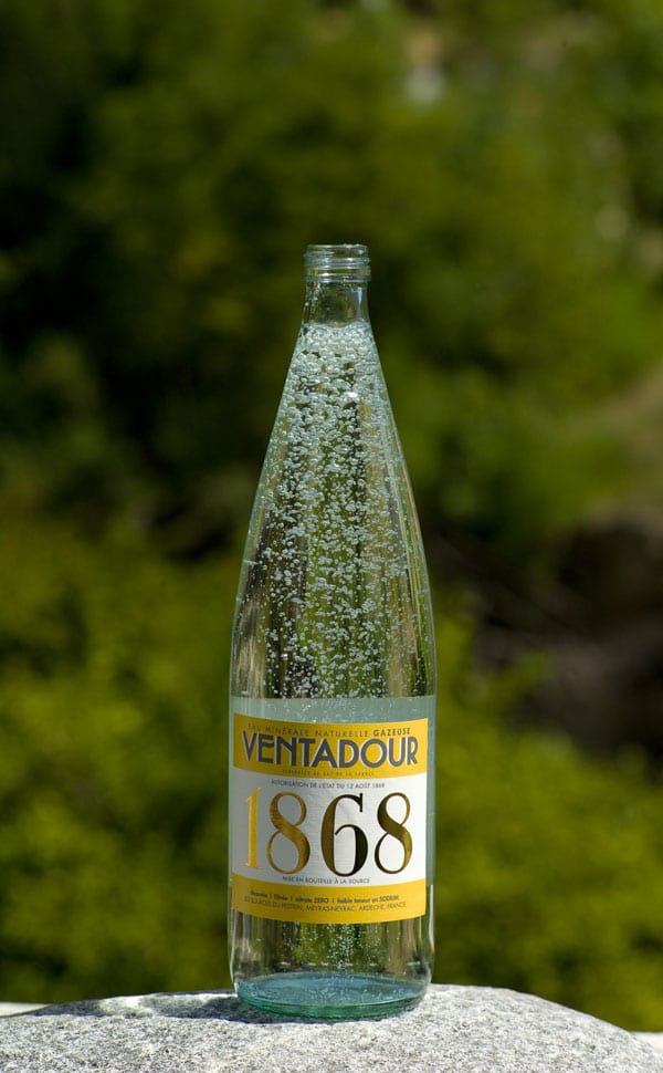 Eau minerale naturelle gazeuse - ventadour - Pestrin - ventadour